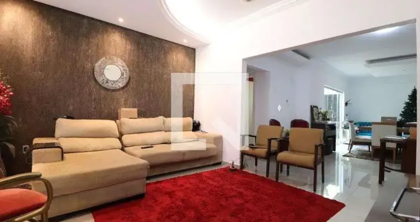 Casa para Aluguel - Jardim Karaiba, 3 Quartos,  300 m² - Uberlândia
