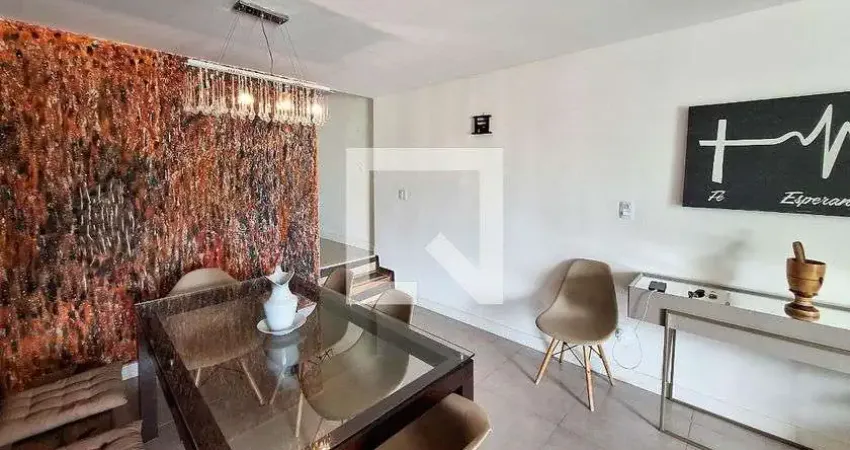 Casa para Aluguel - Piratininga, 3 Quartos,  250 m² - Niterói