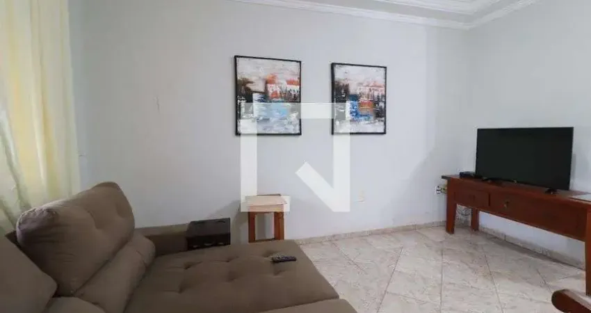 Casa para Aluguel - Cidade Jardim, 4 Quartos,  200 m² - Uberlândia