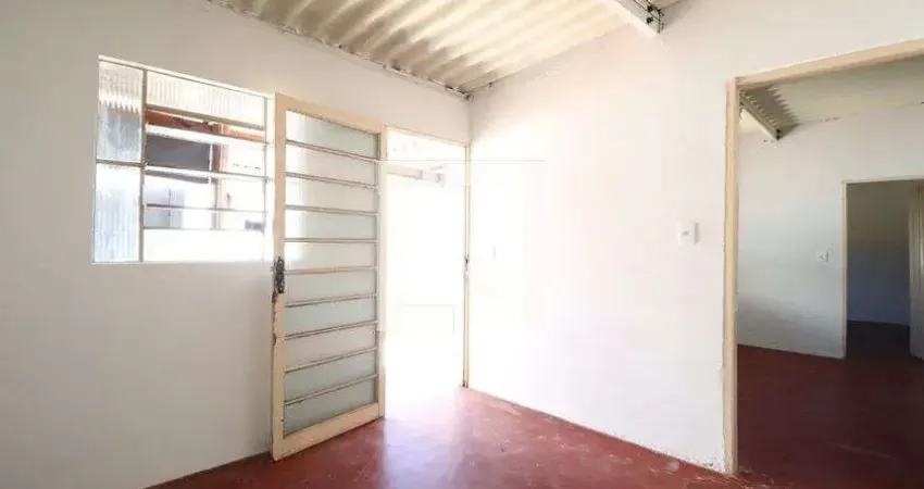 Casa para Aluguel - Vigilato Pereira, 2 Quartos,  40 m² - Uberlândia