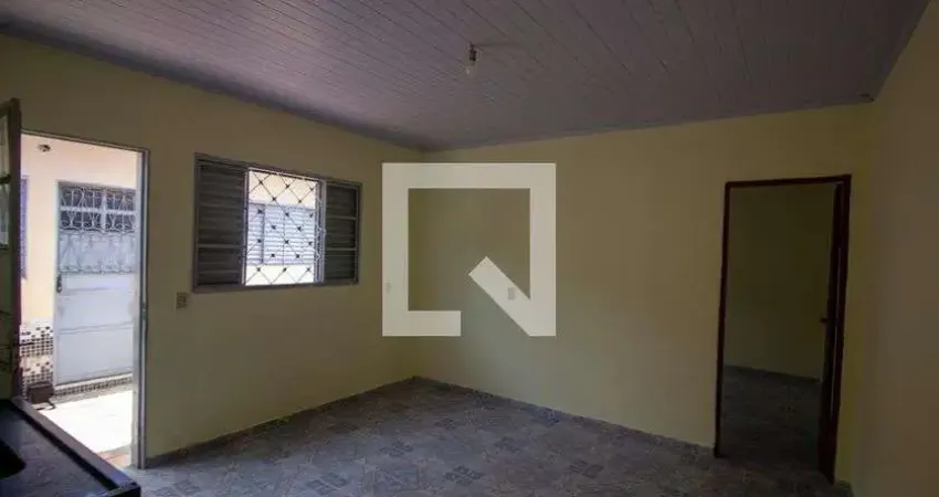 Kitnet / Stúdio para Aluguel - Ceilândia, 1 Quarto,  26 m² - Brasília
