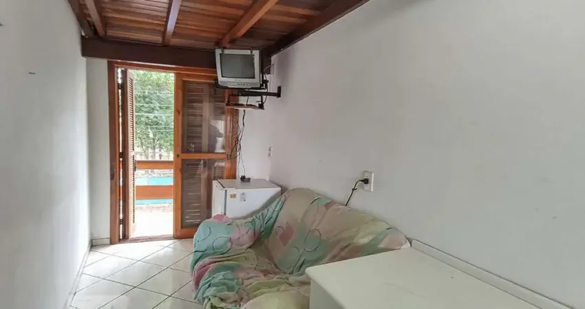 Kitnet / Stúdio para Aluguel - Vicentina, 1 Quarto,  16 m² - São Leopoldo