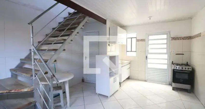 Casa para Aluguel - Igará, 1 Quarto,  40 m² - Canoas