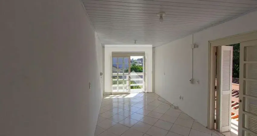 Casa para Aluguel - Rio Branco, 1 Quarto,  50 m² - São Leopoldo