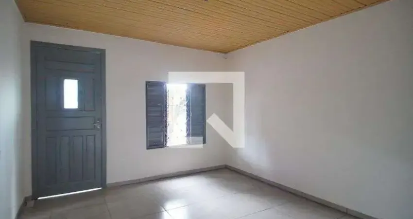 Casa para Aluguel - Industrial, 1 Quarto,  63 m² - Novo Hamburgo