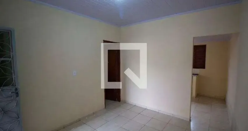 Kitnet / Stúdio para Aluguel - Ceilândia, 1 Quarto,  33 m² - Brasília