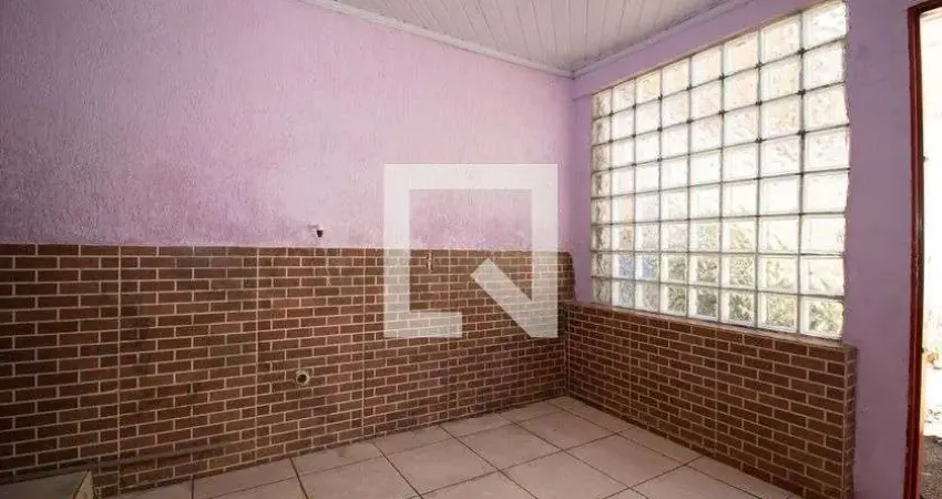 Casa para Aluguel - Ceilândia, 1 Quarto,  62 m² - Brasília