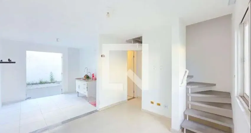 Casa / Sobrado em Condomínio para Aluguel - Res. Ana Maria, 2 Quartos,  62 m² - São José dos Campos