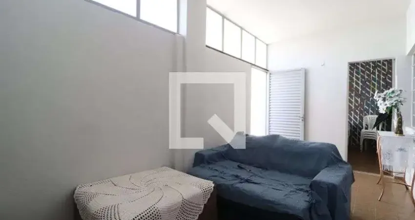 Casa para Aluguel - Jaraguá, 2 Quartos,  120 m² - Uberlândia