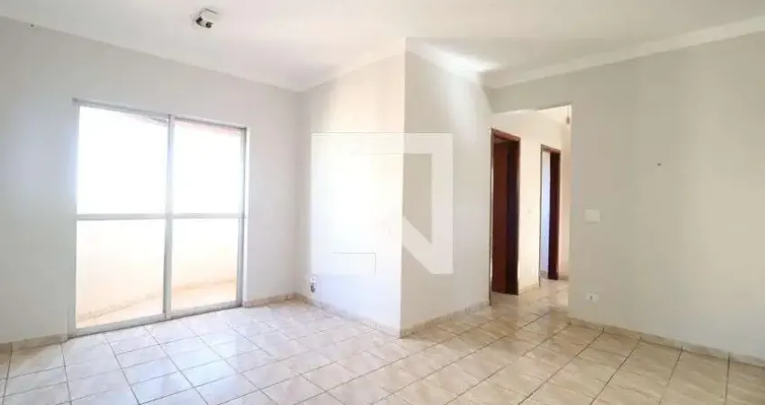 Apartamento para Aluguel - Pres. Roosevelt, 3 Quartos,  75 m² - Uberlândia