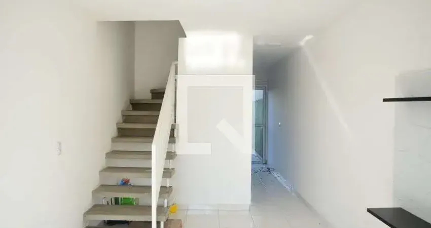Casa para Aluguel - Jardim Nossa Sra das Graças, 2 Quartos,  80 m² - Cotia