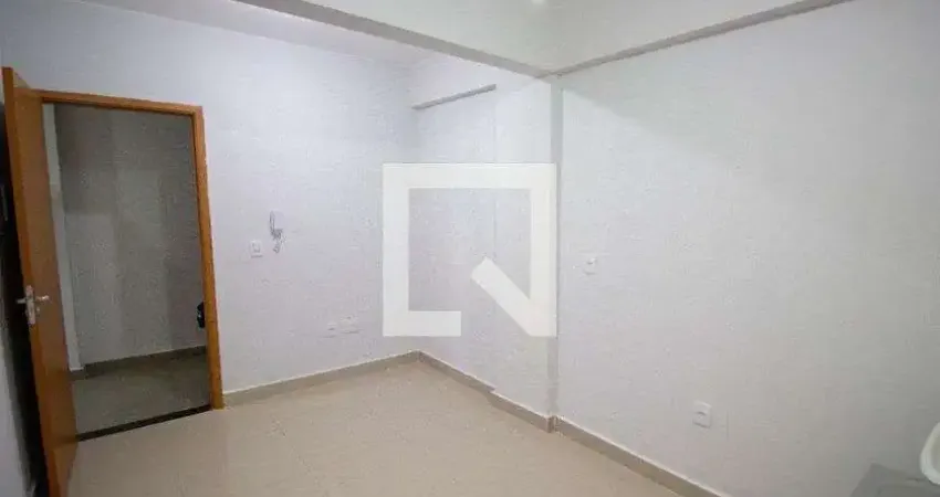 Kitnet / Stúdio para Aluguel - Taguatinga, 1 Quarto,  35 m² - Brasília