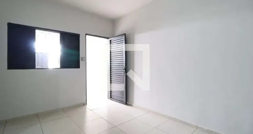 Casa para Aluguel - Santa Mônica, 3 Quartos,  85 m² - Uberlândia