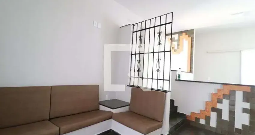 Casa para Aluguel - Centro, 2 Quartos,  100 m² - Uberlândia