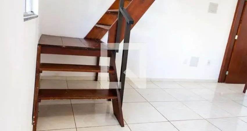 Casa / Sobrado em Condomínio para Aluguel - São João do Rio Vermelho, 2 Quartos,  50 m² - Florianópolis