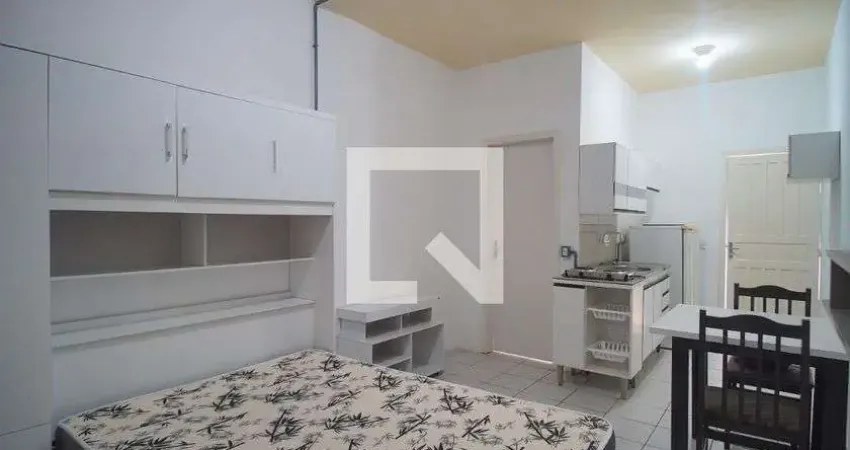 Kitnet / Stúdio para Aluguel - Vila Nova, 1 Quarto,  33 m² - Novo Hamburgo