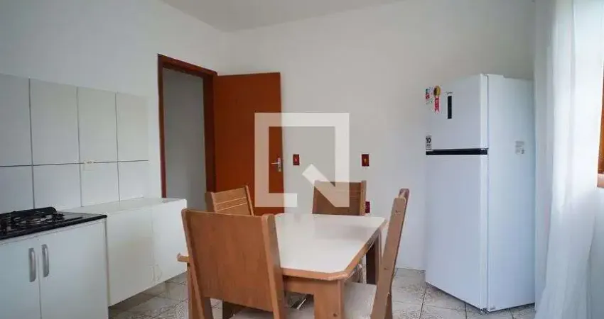 Kitnet / Stúdio para Aluguel - São João do Rio Vermelho, 1 Quarto,  37 m² - Florianópolis
