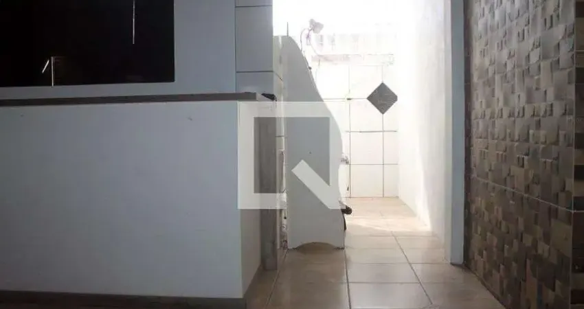 Kitnet / Stúdio para Aluguel - Feitoria, 1 Quarto,  80 m² - São Leopoldo