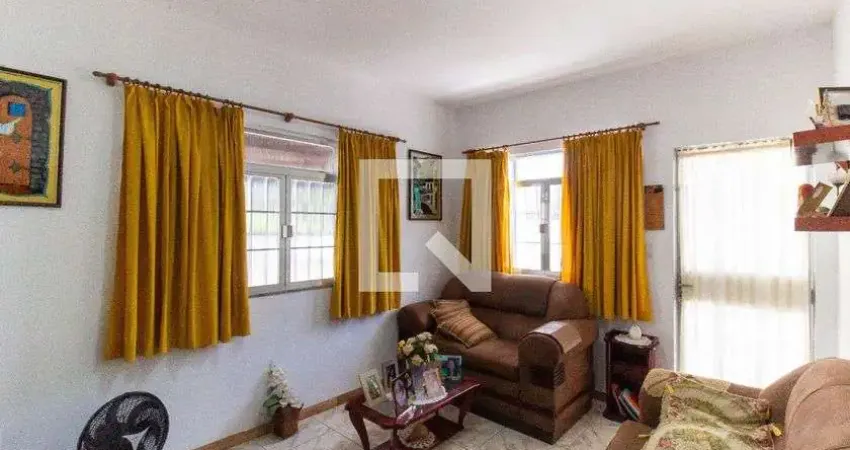Casa para Aluguel - Engenho do Mato, 2 Quartos,  200 m² - Niterói