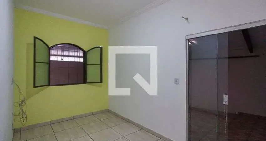 Casa para Aluguel - Morumbi, 2 Quartos,  120 m² - Uberlândia