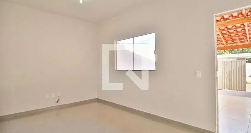 Casa para Aluguel - Shopping Park, 2 Quartos,  91 m² - Uberlândia