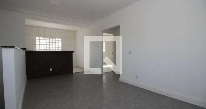 Casa para Aluguel - Samambaia, 2 Quartos,  92 m² - Brasília