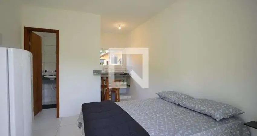 Kitnet / Stúdio para Aluguel - Barra da Lagoa, 1 Quarto,  30 m² - Florianópolis