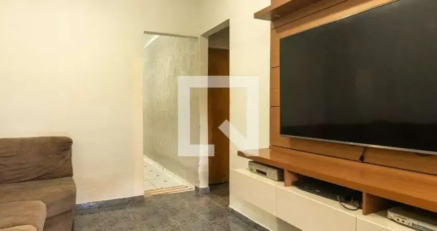 Casa para Aluguel - Recanto das Emas, 3 Quartos,  70 m² - Brasília