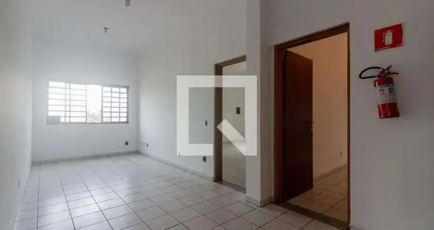 Casa para Aluguel - Jardim Passargada I, 2 Quartos,  120 m² - Cotia