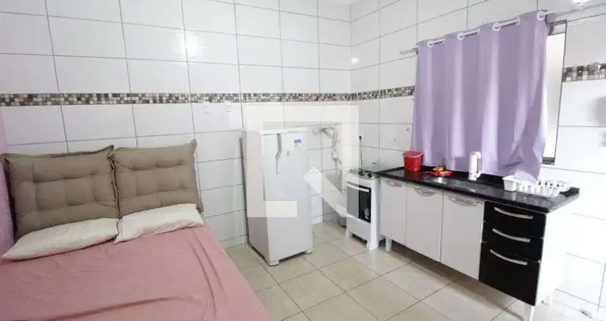 Kitnet / Stúdio para Aluguel - Bom Jesus, 1 Quarto,  22 m² - Uberlândia