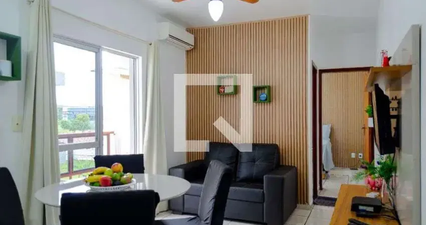 Apartamento para Aluguel - Cachoeira do Bom Jesus, 1 Quarto,  57 m² - Florianópolis