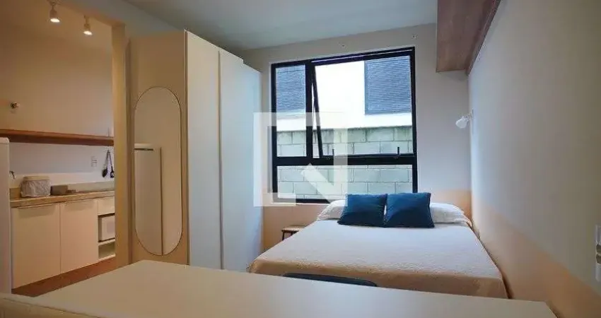Kitnet / Stúdio para Aluguel - Cachoeira do Bom Jesus, 1 Quarto,  23 m² - Florianópolis