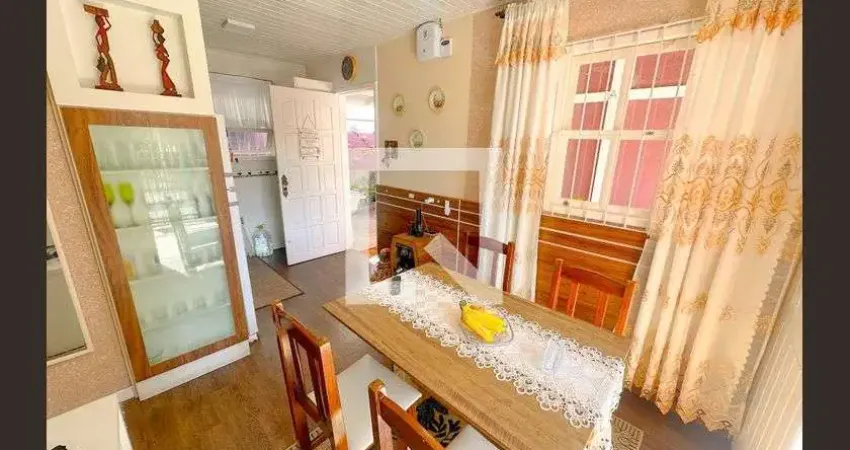 Casa para Aluguel - Ingleses, 2 Quartos,  55 m² - Florianópolis