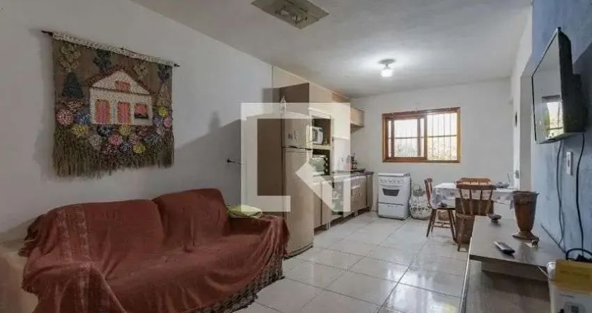 Casa para Aluguel - Rubem Berta, 3 Quartos,  70 m² - Porto Alegre