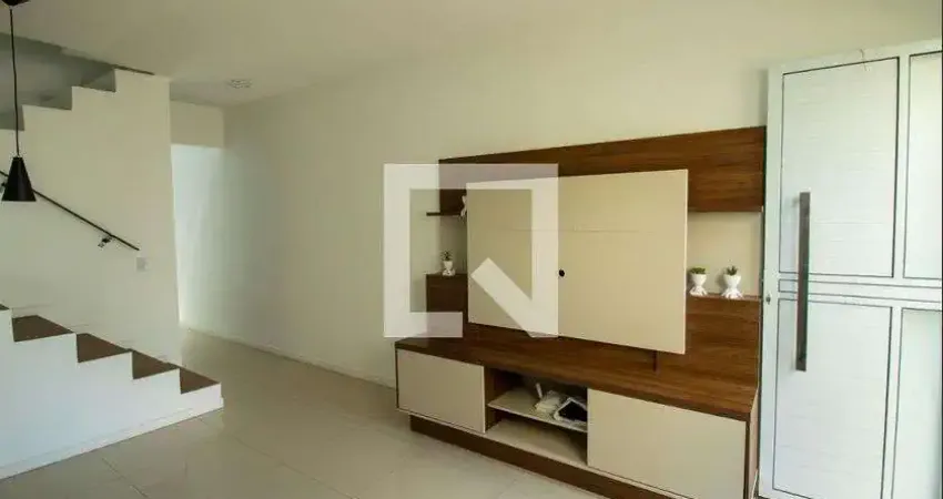 Casa / Sobrado em Condomínio para Aluguel - Jardim Pioneira, 2 Quartos,  65 m² - Cotia