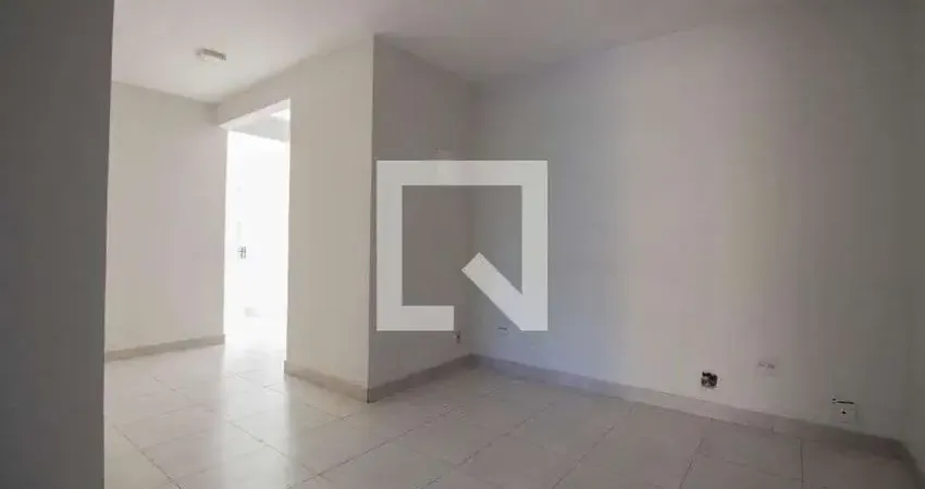 Casa para Aluguel - Samambaia, 2 Quartos,  75 m² - Brasília