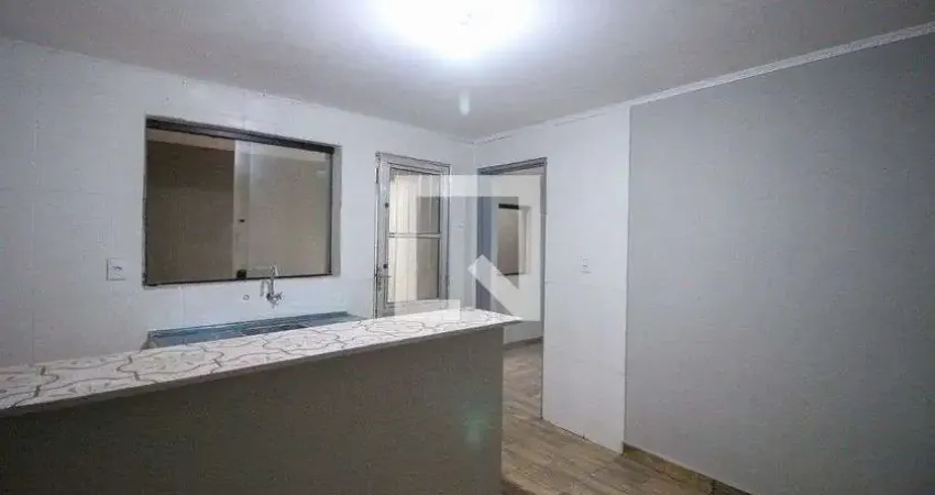 Casa para Aluguel - Sapopemba, 1 Quarto,  32 m² - São Paulo