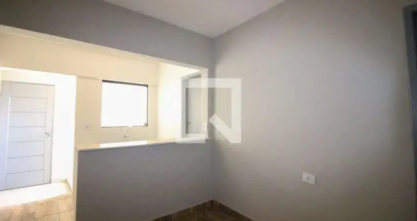 Casa para Aluguel - Sapopemba, 2 Quartos,  48 m² - São Paulo