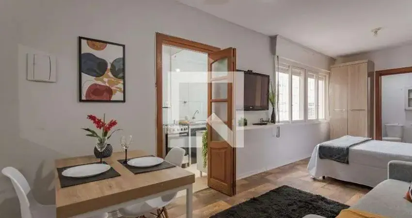 Kitnet / Stúdio para Aluguel - Vila Ipiranga, 1 Quarto,  32 m² - Porto Alegre