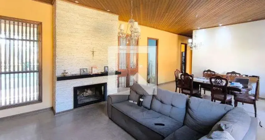 Casa para Aluguel - Eloy Chaves, 5 Quartos,  250 m² - Jundiaí