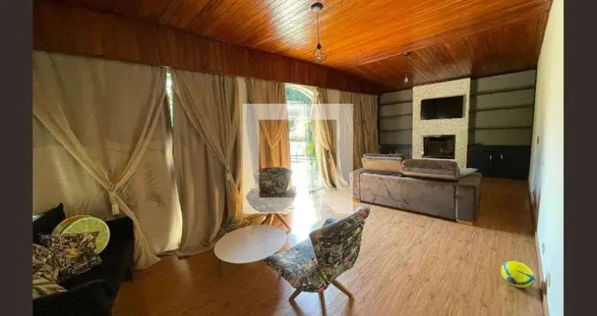 Casa para Aluguel - Jardim Semiramis, 3 Quartos,  320 m² - Cotia