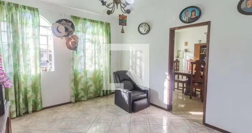 Casa para Aluguel - São Marcos, 3 Quartos,  250 m² - Belo Horizonte