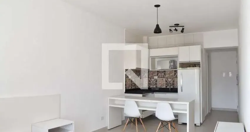 Kitnet / Stúdio para Aluguel - Centro, 1 Quarto,  25 m² - Curitiba