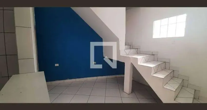 Casa para Aluguel - Pestana, 2 Quartos,  40 m² - Osasco
