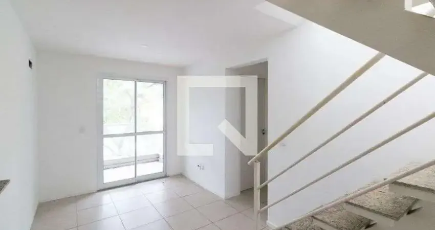 Cobertura para Aluguel - Guaratiba, 3 Quartos,  123 m² - Rio de Janeiro