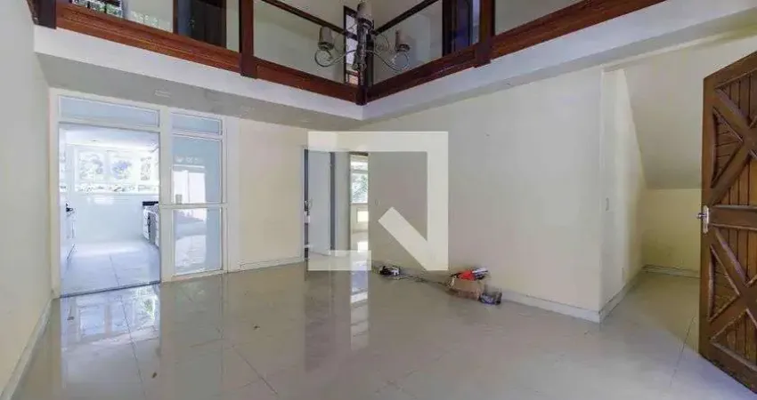 Casa para Aluguel - Jardim Oceânico, 3 Quartos,  360 m² - Rio de Janeiro