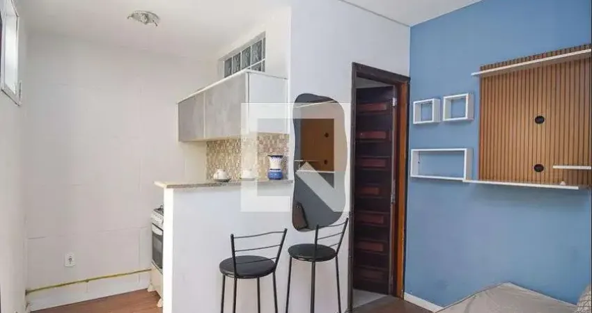 Kitnet / Stúdio para Aluguel - Cantagalo, 1 Quarto,  12 m² - Niterói