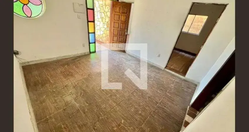 Casa para Aluguel - Santa Mônica, 2 Quartos,  110 m² - Belo Horizonte