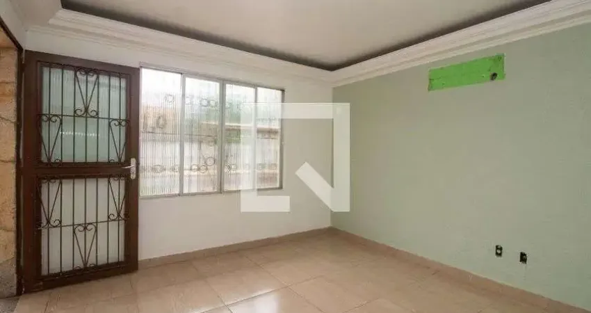 Casa para Aluguel - Sarandi, 3 Quartos,  250 m² - Porto Alegre