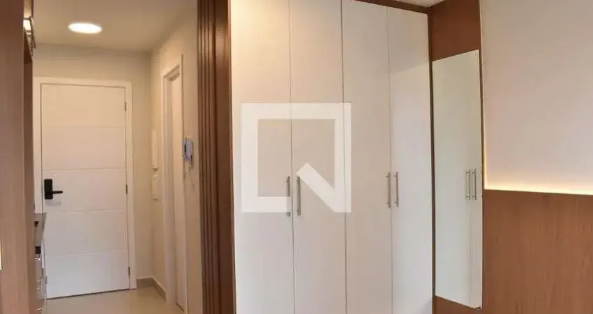Kitnet / Stúdio para Aluguel - Centro, 1 Quarto,  24 m² - Curitiba